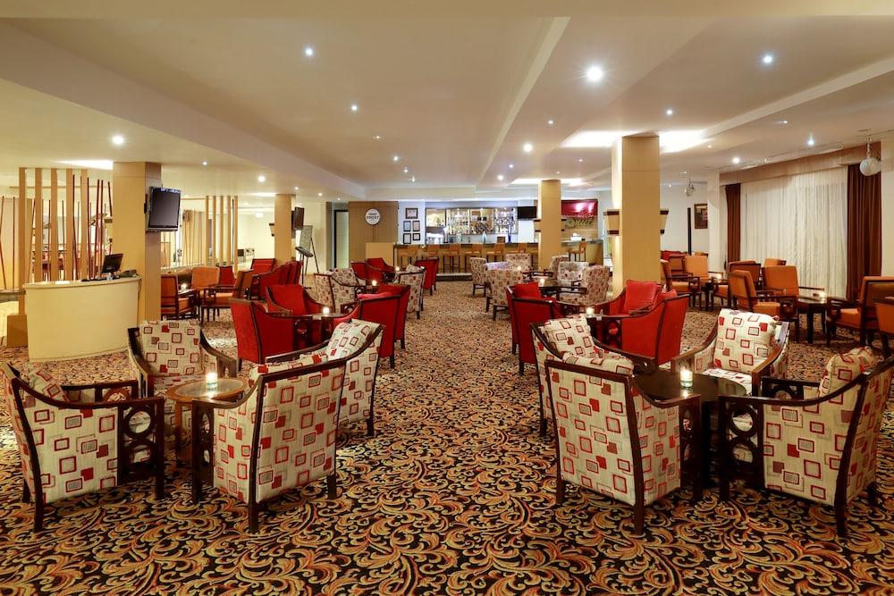 Swiss-belinn Panakkukang Hotel