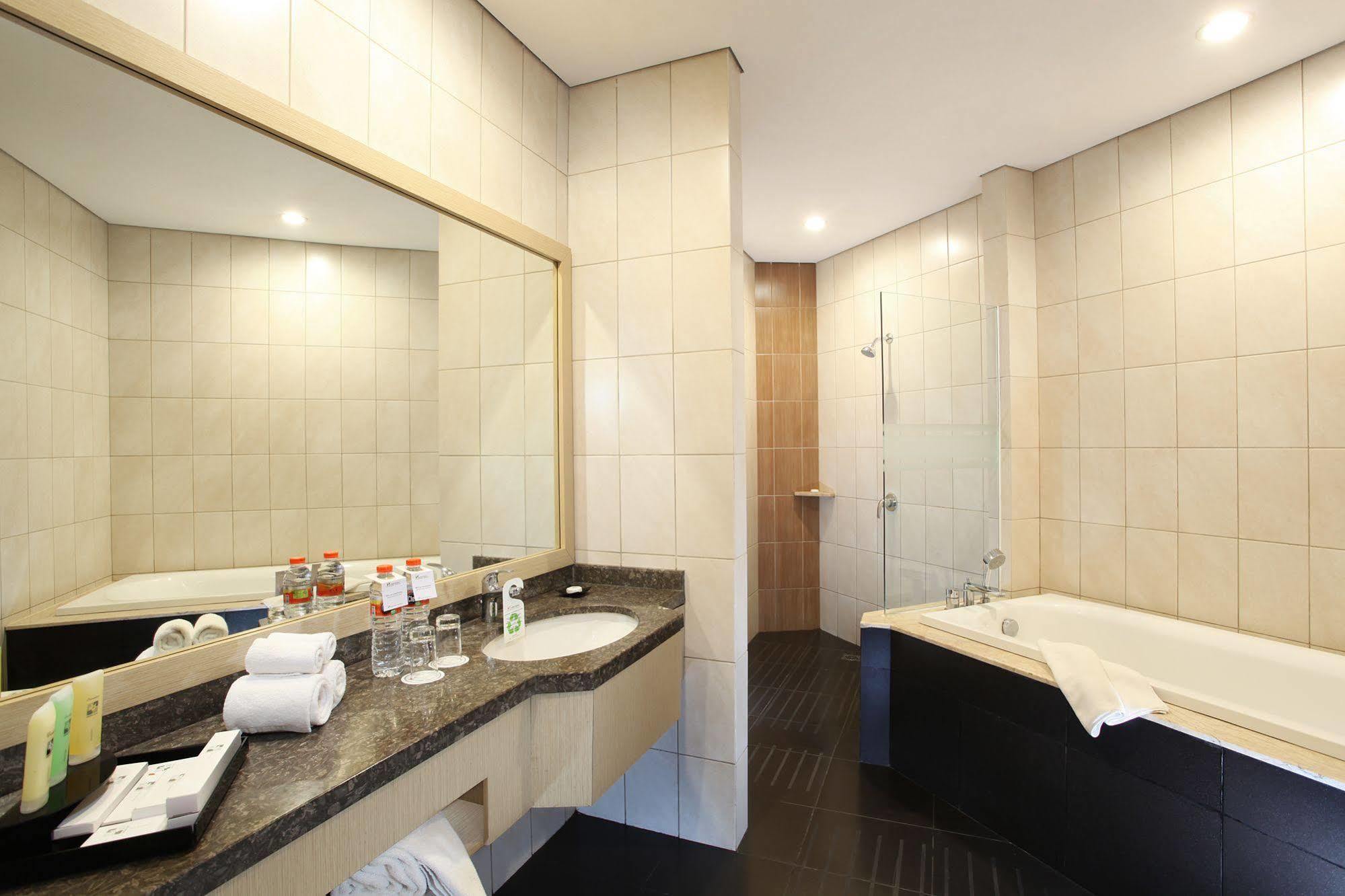 Swiss-belinn Panakkukang Hotel Makassar