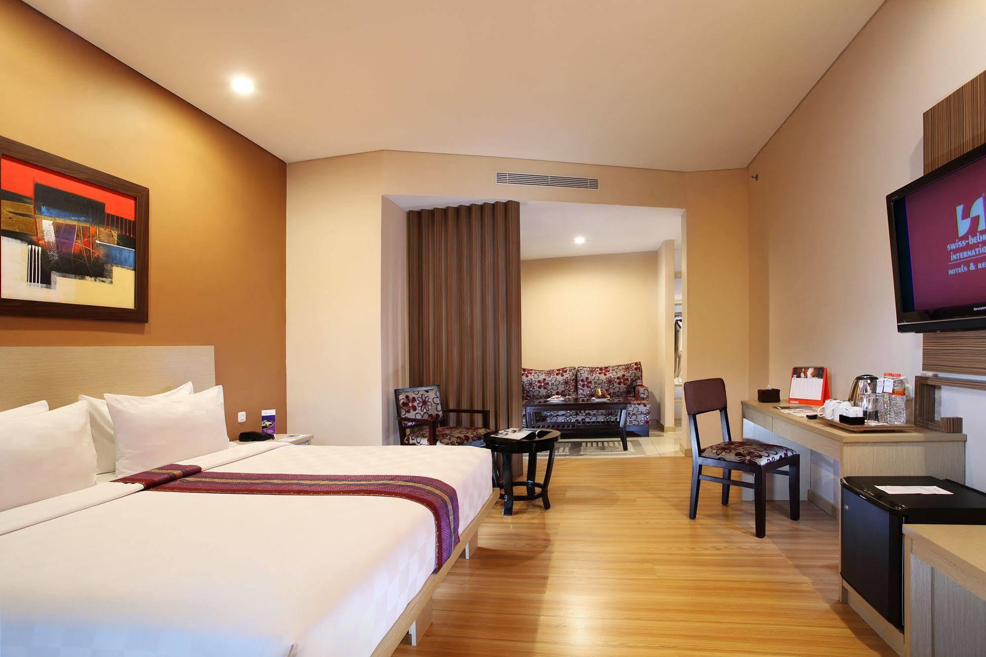 Swiss-belinn Panakkukang Hotel